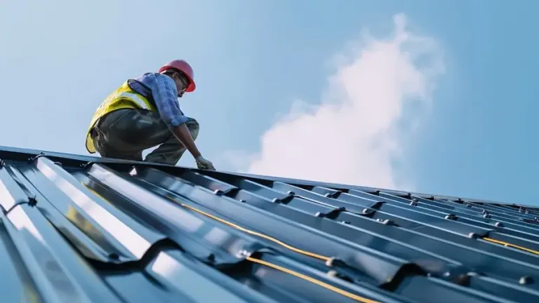 Metal Roofing Overlap: Ensuring Durability and Weather Resistance in Every Installation