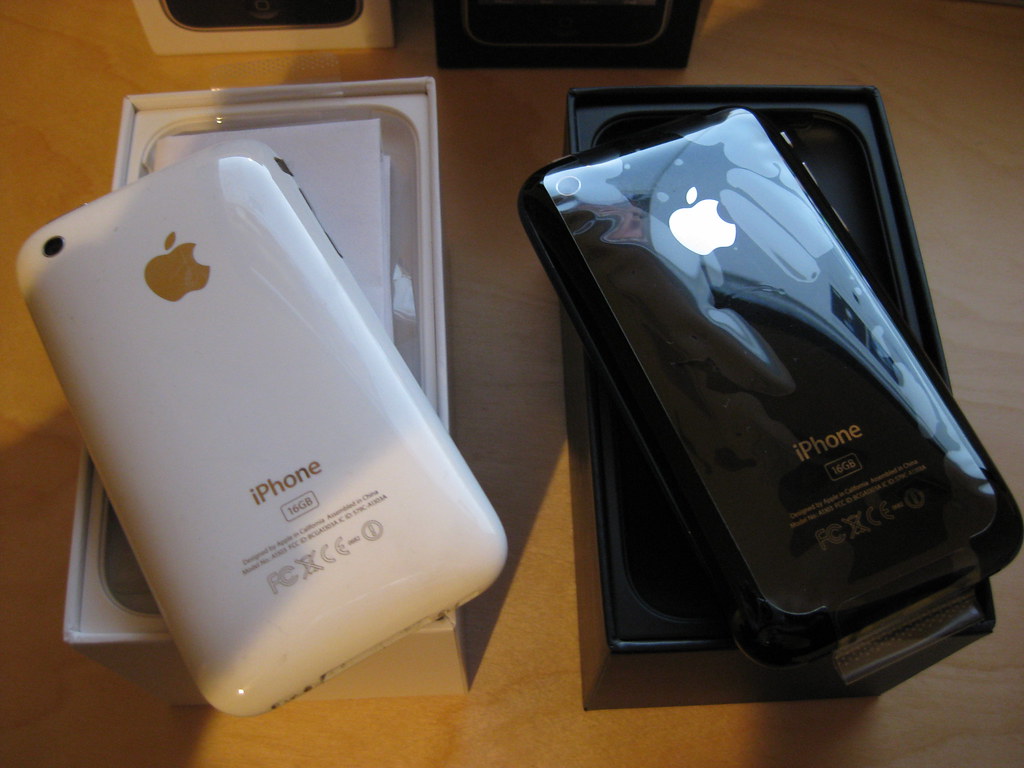 iPhone Duo unboxing